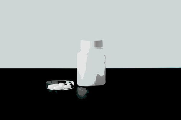A bottle of glutathione supplements with a 1000 mg per day dose.